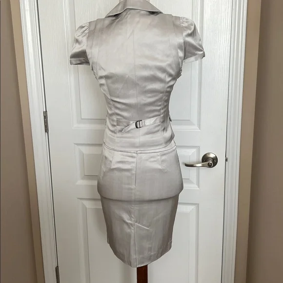 NWT Bebe silver jacket pencil skirt suit set - Picture 2 of 12